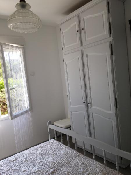 photo 11 Location entre particuliers Frjus appartement Provence-Alpes-Cte d'Azur Var chambre 2