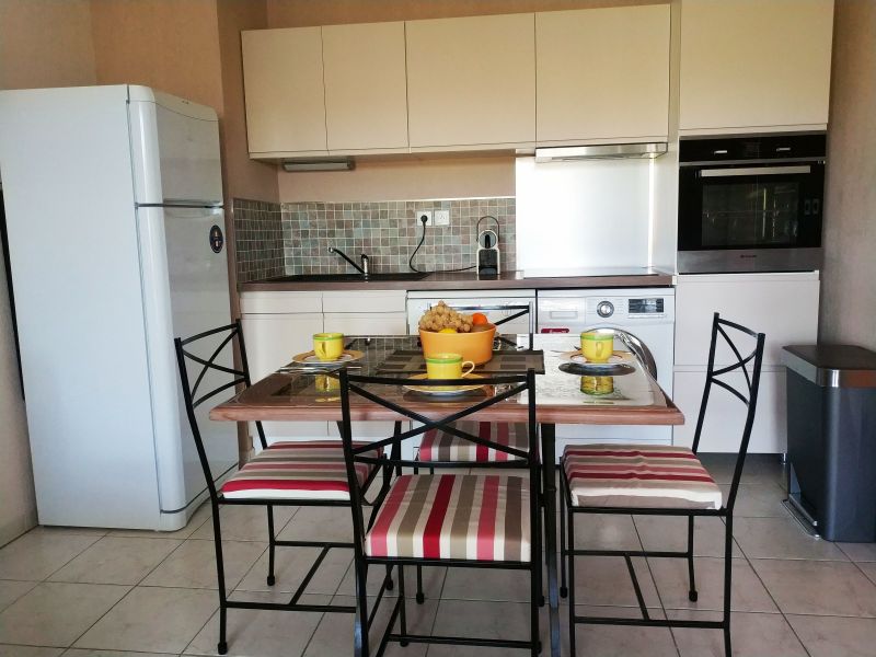 photo 10 Location entre particuliers Frjus appartement Provence-Alpes-Cte d'Azur Var Cuisine amricaine