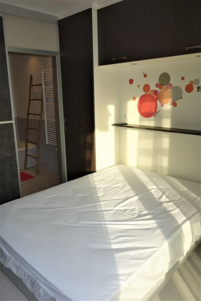 photo 14 Location entre particuliers Juan les Pins appartement Provence-Alpes-Cte d'Azur Alpes-Maritimes chambre 1