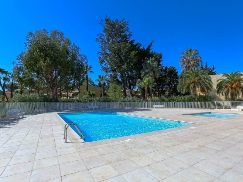 photo 1 Location entre particuliers Juan les Pins appartement Provence-Alpes-Cte d'Azur Alpes-Maritimes Piscine