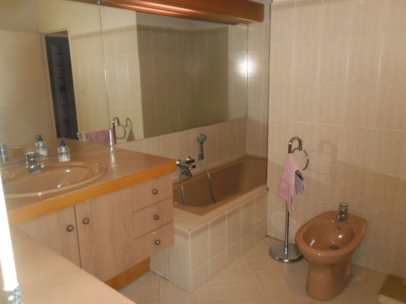 photo 10 Location entre particuliers Ajaccio appartement Corse Corse du Sud salle de bain