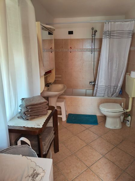 photo 15 Location entre particuliers Pontremoli maison Toscane Massa Carrare (province de) salle de bain