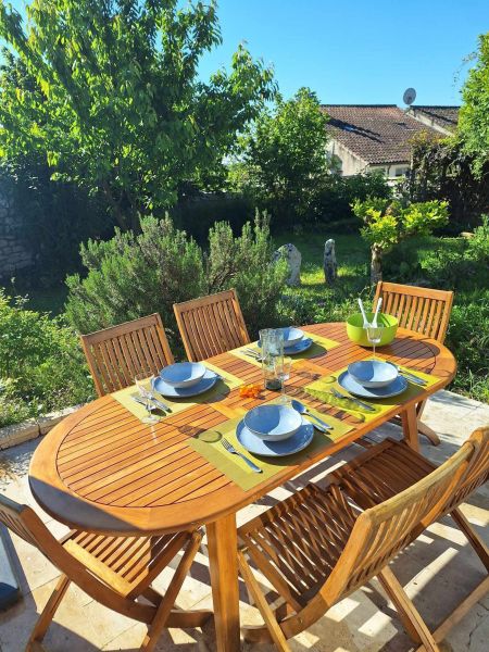 photo 5 Location entre particuliers Lauzerte gite Midi-Pyrnes Tarn et Garonne Terrasse