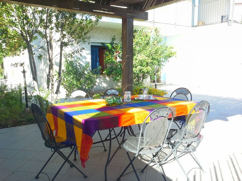 photo 0 Location entre particuliers La Caletta appartement Sardaigne Nuoro (province de) Jardin