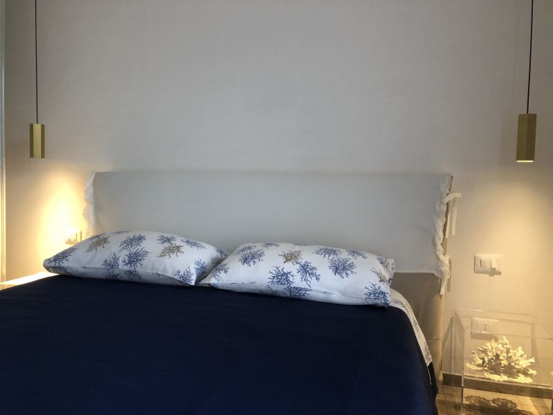 photo 3 Location entre particuliers Monopoli appartement Pouilles Bari (province de) chambre