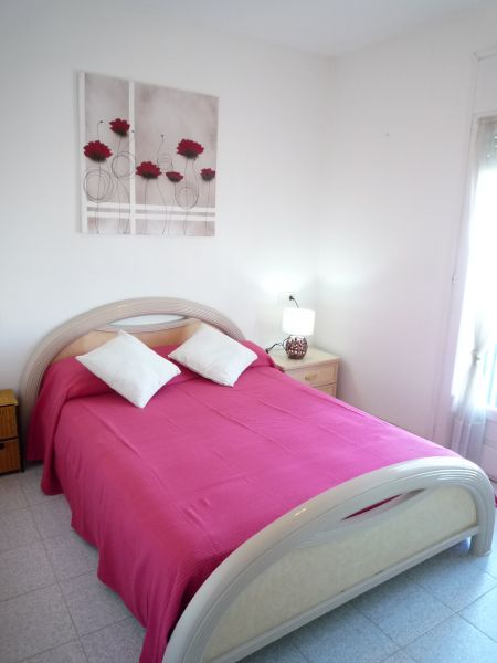 photo 11 Location entre particuliers Empuriabrava appartement Catalogne Grone (province de) chambre 2