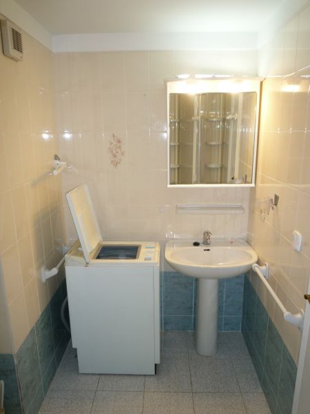 photo 14 Location entre particuliers Empuriabrava appartement Catalogne Grone (province de) salle de bain