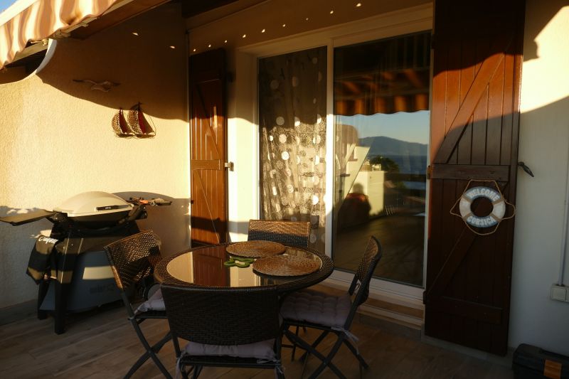 photo 10 Location entre particuliers Pietrosella appartement Corse Corse du Sud Terrasse