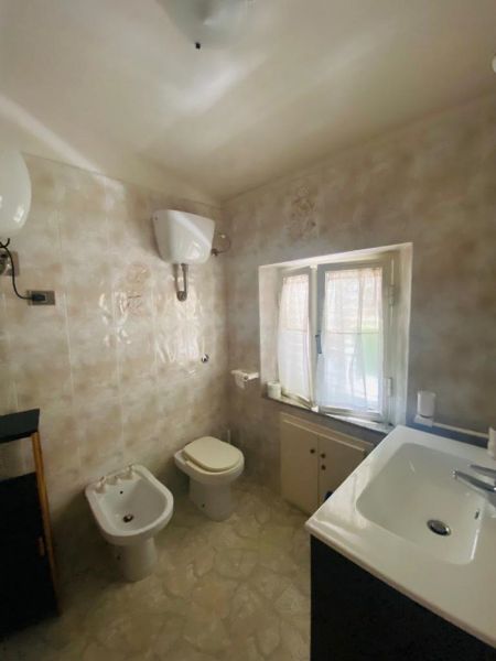 photo 16 Location entre particuliers La Caletta appartement Sardaigne Nuoro (province de) salle de bain 1