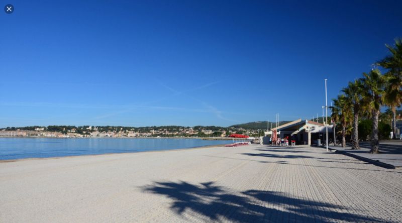 photo 7 Location entre particuliers Sanary-sur-Mer appartement Provence-Alpes-Cte d'Azur Var Plage