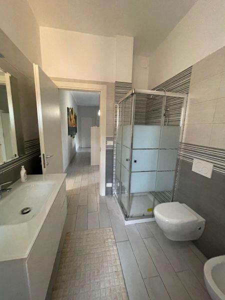 photo 19 Location entre particuliers Rimini appartement milie-Romagne Rimini (province de) salle de bain 2