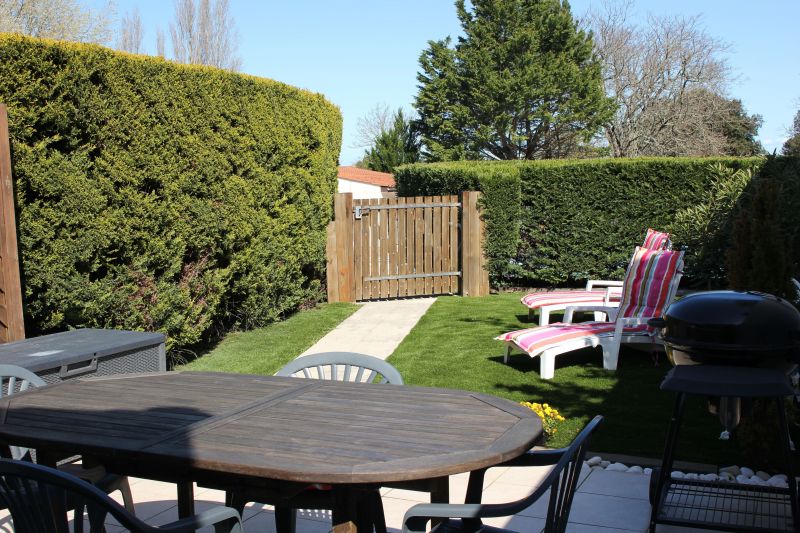 photo 12 Location entre particuliers Dolus d'Olron maison Poitou-Charentes Charente-Maritime Terrasse