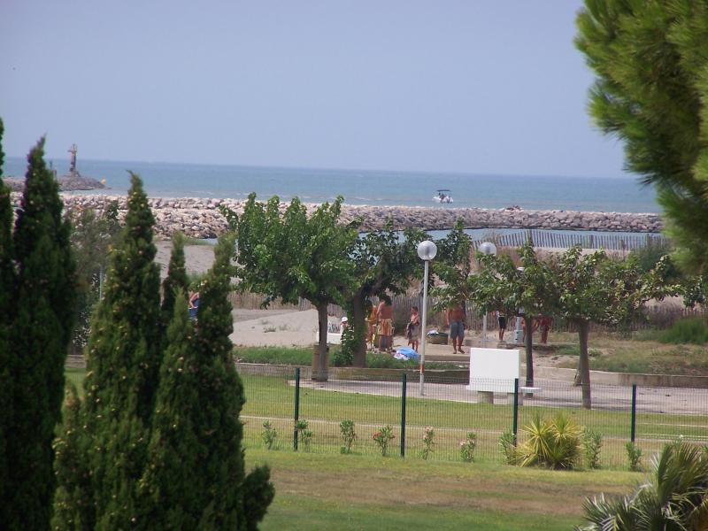 photo 0 Location entre particuliers Port Camargue appartement Languedoc-Roussillon Gard Vue du balcon