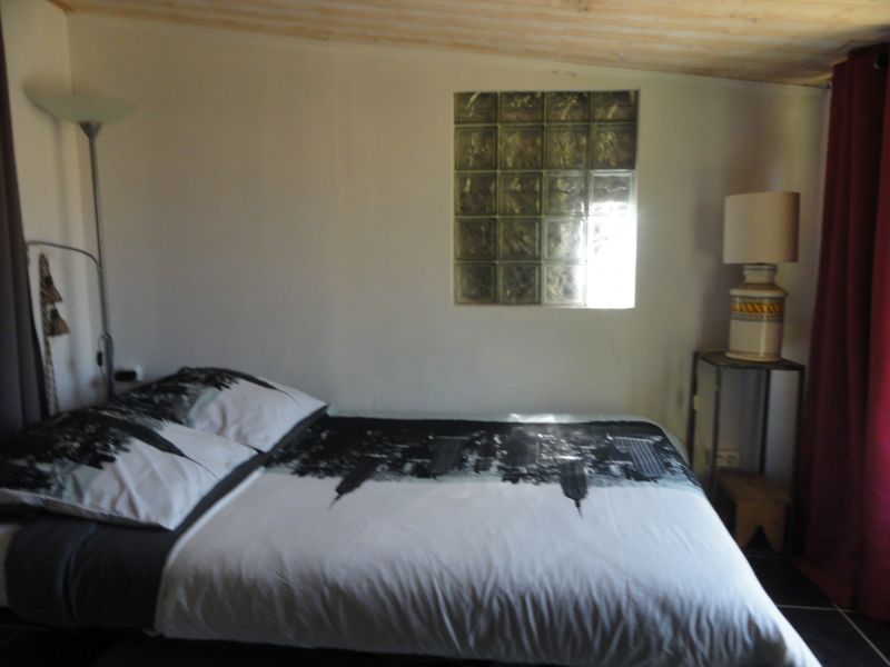 photo 18 Location entre particuliers La Seyne sur Mer maison Provence-Alpes-Cte d'Azur Var chambre 3