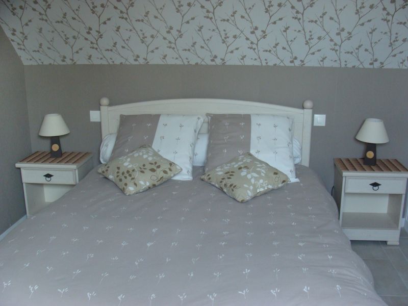 photo 6 Location entre particuliers Arromanches gite Basse-Normandie Calvados chambre 1