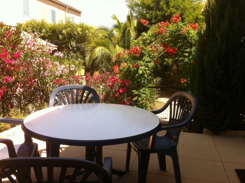 photo 0 Location entre particuliers La Londe-les-Maures villa Provence-Alpes-Cte d'Azur Var Terrasse