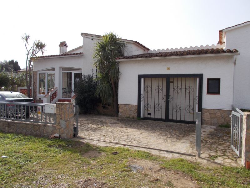 photo 0 Location entre particuliers Empuriabrava villa Catalogne Grone (province de)