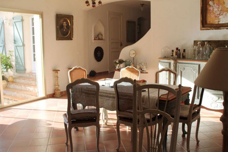 photo 4 Location entre particuliers Saint Raphael villa Provence-Alpes-Cte d'Azur Var Salle  manger