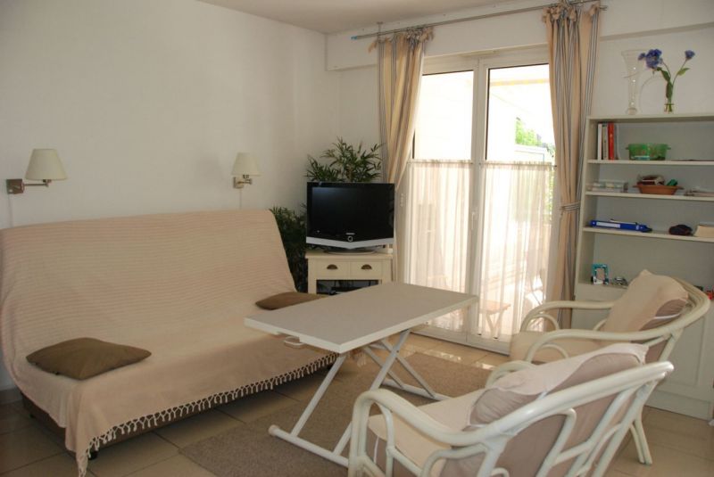 photo 4 Location entre particuliers Saint Raphael appartement Provence-Alpes-Cte d'Azur Var Sjour