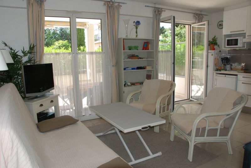 photo 5 Location entre particuliers Saint Raphael appartement Provence-Alpes-Cte d'Azur Var Sjour