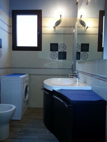 photo 4 Location entre particuliers San Vincenzo appartement Toscane Livourne (province de) salle de bain