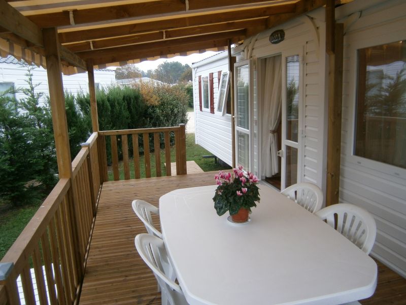 photo 0 Location entre particuliers Les Mathes mobilhome Poitou-Charentes Charente-Maritime Vue de la terrasse