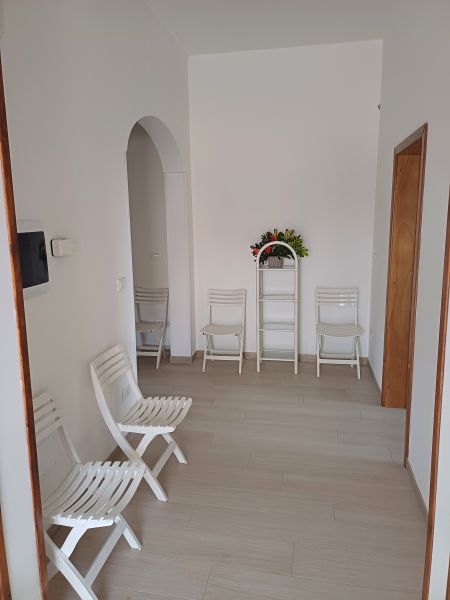 photo 5 Location entre particuliers San Pietro in Bevagna appartement   Couloir