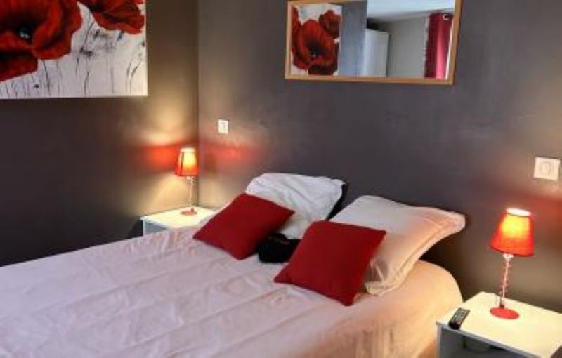 photo 13 Location entre particuliers Gonfaron maison Provence-Alpes-Cte d'Azur Var chambre 2