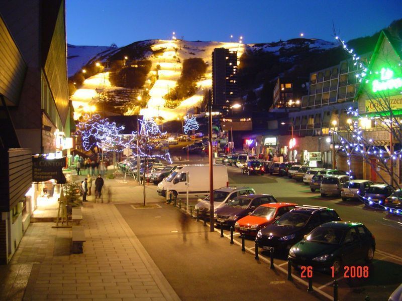 photo 24 Location entre particuliers Besse - Super Besse studio Auvergne Puy-de-Dme Vue du balcon