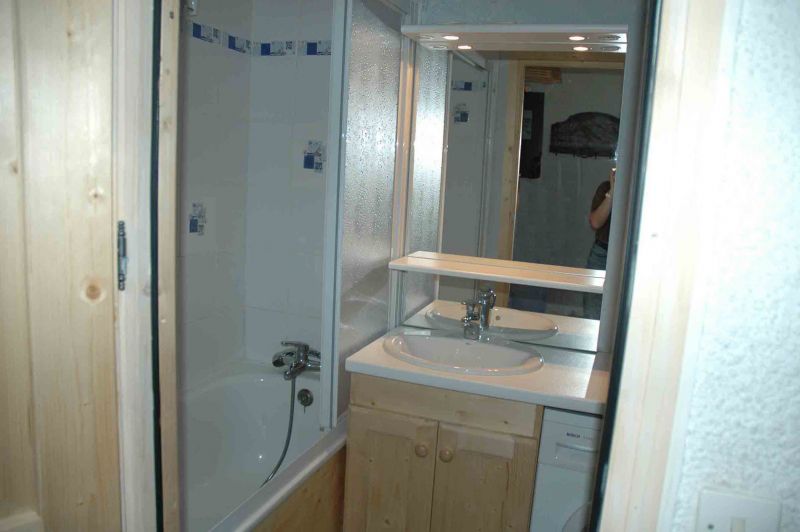 photo 7 Location entre particuliers Les Menuires appartement Rhne-Alpes Savoie salle de bain