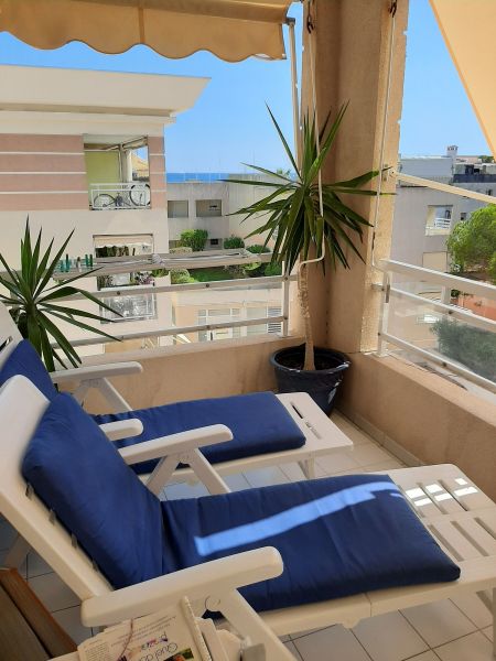 photo 17 Location entre particuliers Golfe Juan appartement Provence-Alpes-Cte d'Azur Alpes-Maritimes Loggia