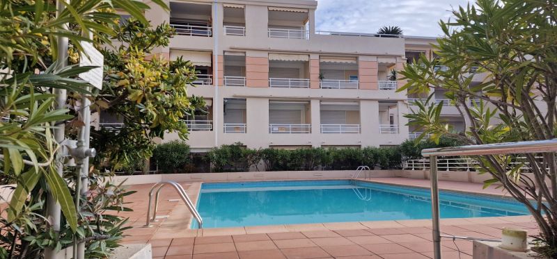 photo 18 Location entre particuliers Golfe Juan appartement Provence-Alpes-Cte d'Azur Alpes-Maritimes Piscine