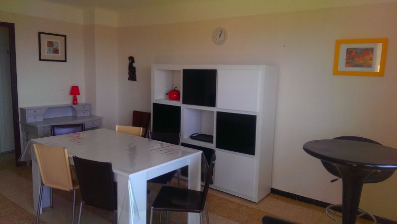 photo 3 Location entre particuliers Sanary-sur-Mer appartement Provence-Alpes-Cte d'Azur Var Sjour