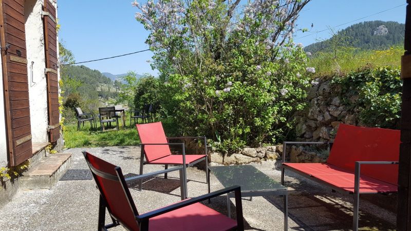 photo 14 Location entre particuliers Auriol gite Provence-Alpes-Cte d'Azur  Terrasse