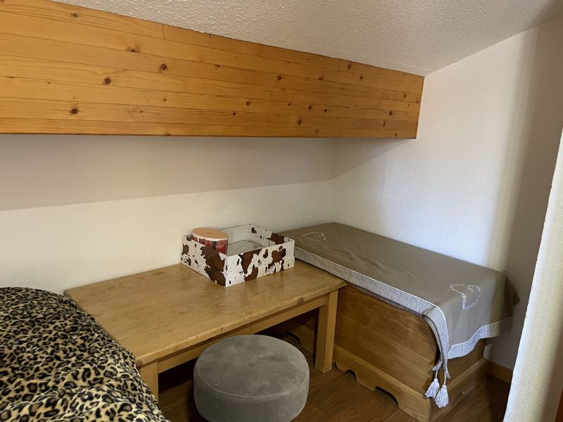 photo 15 Location entre particuliers Vars appartement Provence-Alpes-Cte d'Azur Hautes-Alpes chambre 2