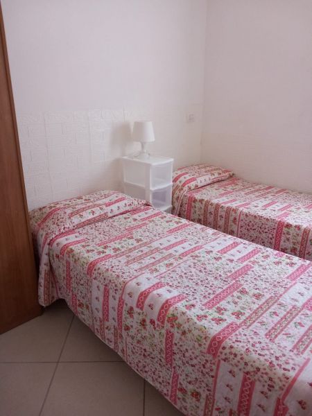 photo 5 Location entre particuliers Gargano appartement Pouilles Foggia (province de) chambre 2