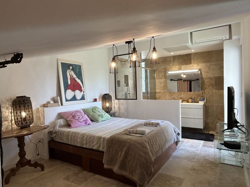 photo 10 Location entre particuliers Antibes villa Provence-Alpes-Cte d'Azur Alpes-Maritimes chambre 1