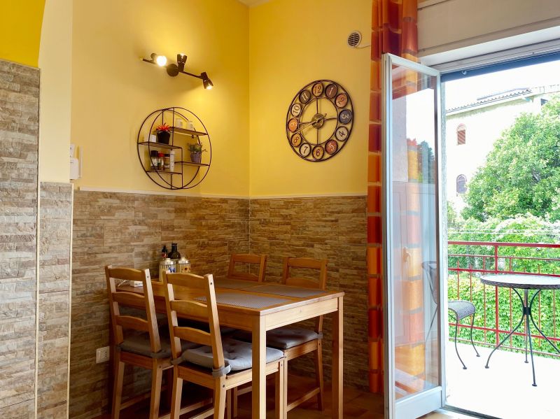 photo 1 Location entre particuliers Giardini Naxos appartement Sicile Messine (province de) Salle  manger