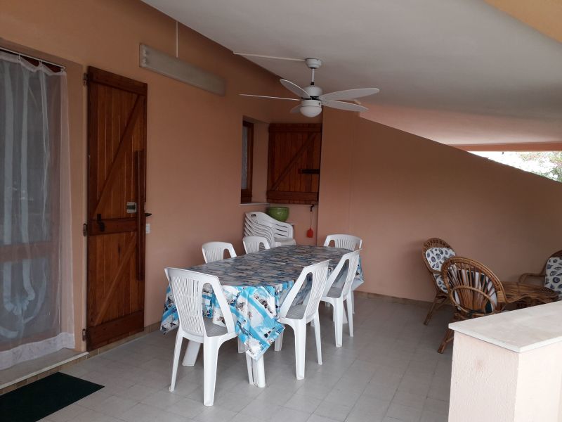 photo 2 Location entre particuliers Solanas appartement Sardaigne Cagliari (province de) Veranda