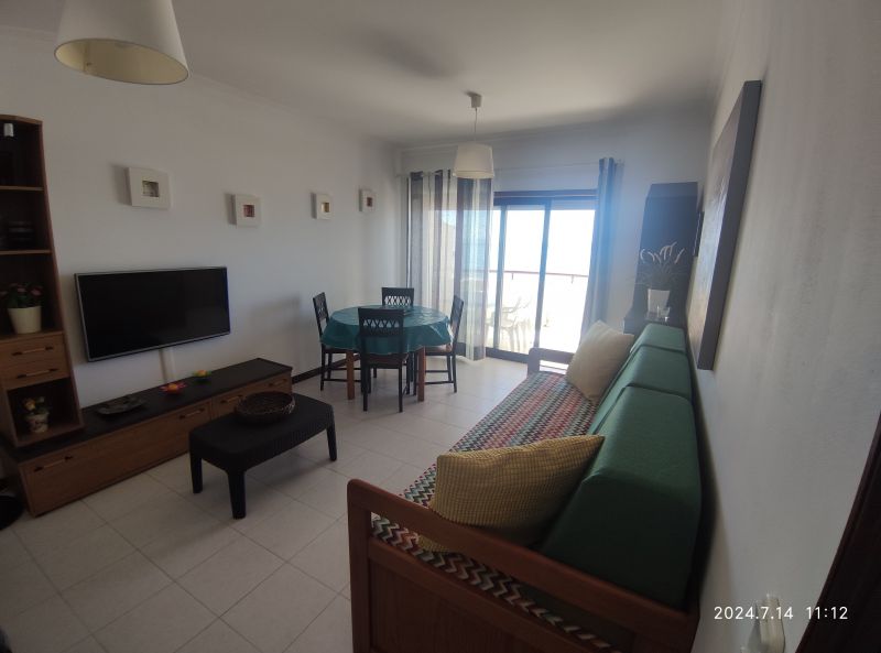 photo 4 Location entre particuliers Monte Gordo appartement Algarve  Salon