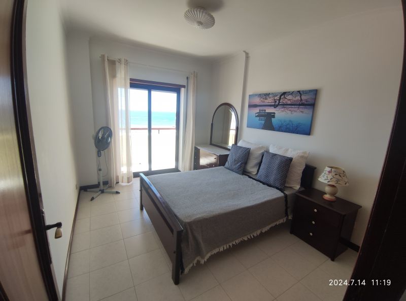 photo 15 Location entre particuliers Monte Gordo appartement Algarve  chambre