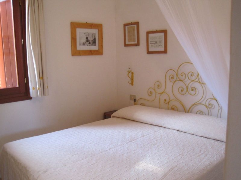 photo 11 Location entre particuliers Golfo Aranci appartement Sardaigne Olbia Tempio (province de) chambre 1