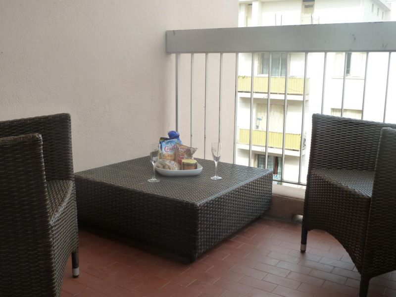 photo 5 Location entre particuliers Juan les Pins studio Provence-Alpes-Cte d'Azur Alpes-Maritimes Terrasse