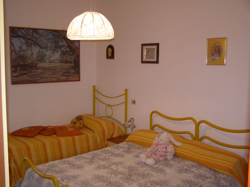photo 6 Location entre particuliers San Vincenzo appartement Toscane Livourne (province de) chambre