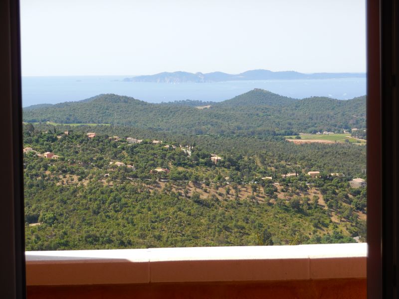 photo 13 Location entre particuliers La Londe-les-Maures villa Provence-Alpes-Cte d'Azur Var Vue depuis la location