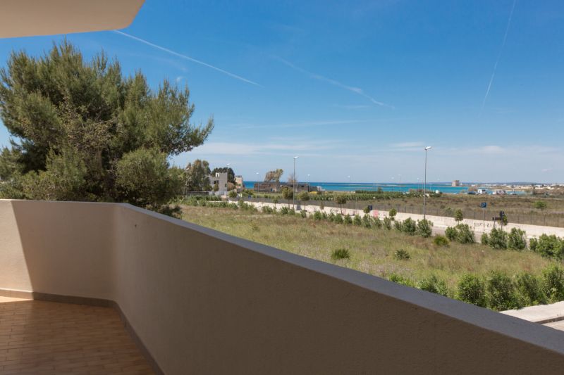 photo 8 Location entre particuliers Porto Cesareo appartement Pouilles Lecce (province de) Vue du balcon