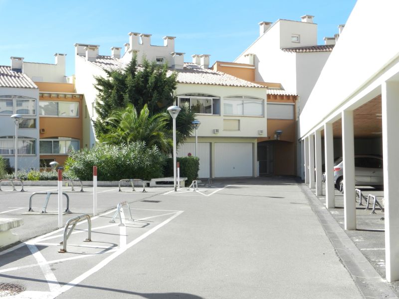 photo 11 Location entre particuliers Cap d'Agde appartement Languedoc-Roussillon Hrault Parking