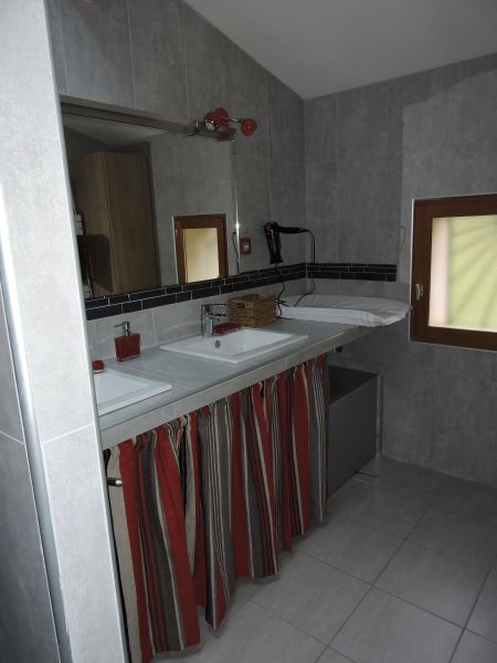 photo 20 Location entre particuliers Dieulefit gite Rhne-Alpes Drme salle de bain