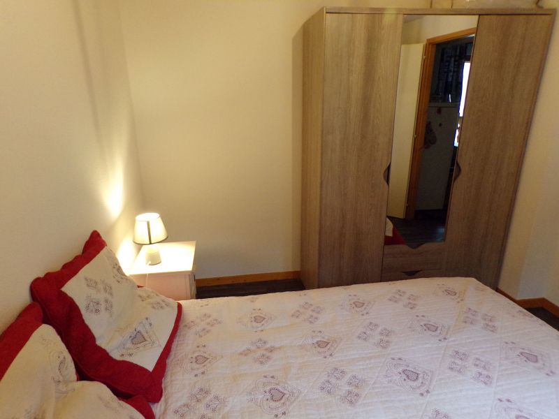 photo 16 Location entre particuliers Thollon Les Mmises appartement Rhne-Alpes Haute-Savoie chambre 1