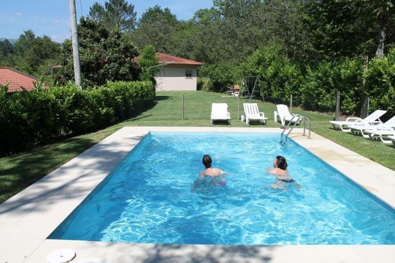 photo 1 Location entre particuliers Gers villa Entre Douro et Minho  Piscine